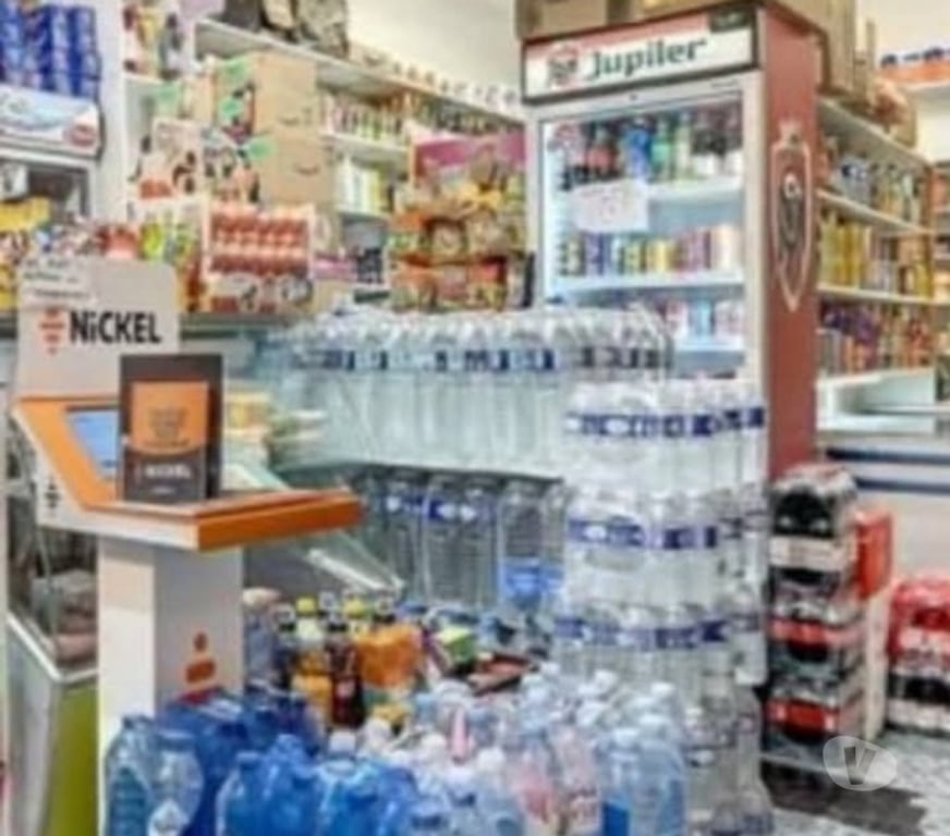 Appartement a vendre Molenbeek-Saint-Jean - Photos Vivastreet Rez-de-chaussée commercial et appartement arrière Simonis