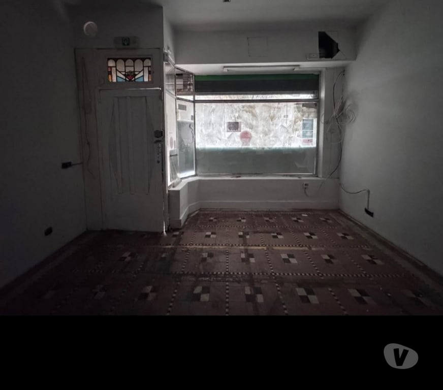 Appartement a vendre Molenbeek-Saint-Jean - Photos Vivastreet Rez-de-chaussée commercial et appartement arrière Simonis