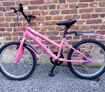 Vélo enfant 6 - 9 ans parfait état 6 vitesses