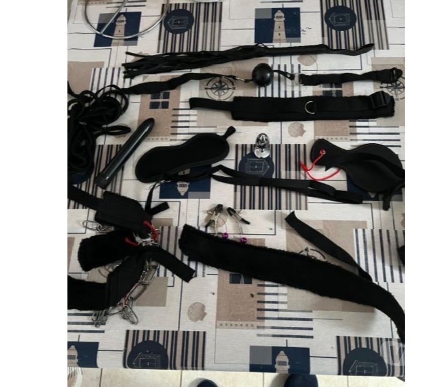 Gay Mettet Ermeton-sur-Biert - Photos Vivastreet Suis soumis et salope