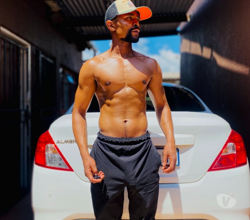 Gay Escorts Bruxelles (Brussels) Bruxelles-Centrum - Photos Vivastreet Masseur érotique homme pour homme et plus