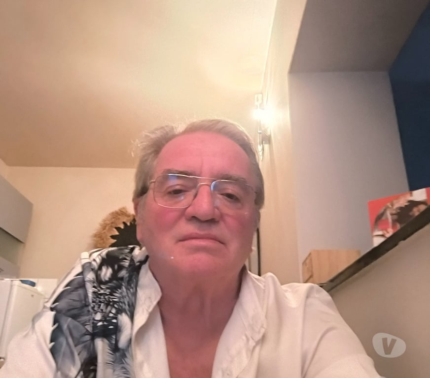 Hommes > Femmes Fleurus - Photos Vivastreet A la recherche d'une petite femme sympa