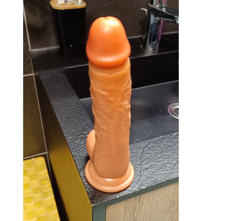 Gay Bastogne - Photos Vivastreet Actif pour me défoncer le cul et remplacer mon god.