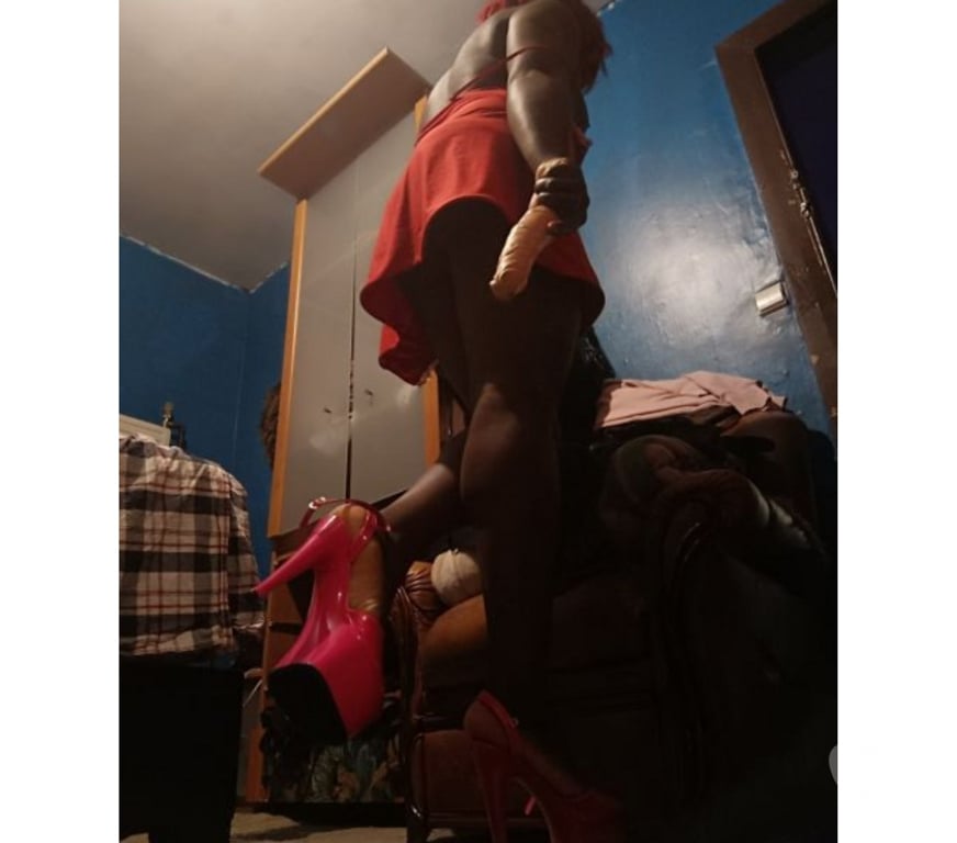 Gay Liège Liège-Centrum - Photos Vivastreet Trasv efféminé soumise chaude affamé de grosse bite