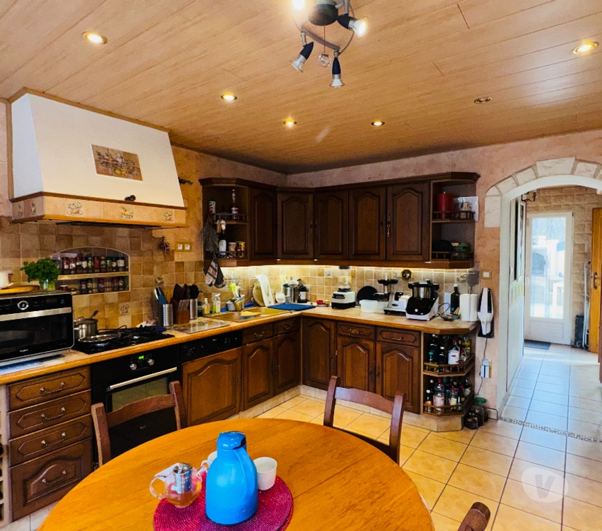 Annonce maison France - Photos Vivastreet MAISON DE CARACTERE ENTIEREMENT MUBLEE