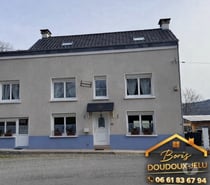 MAISON DE CARACTERE ENTIEREMENT MUBLEE