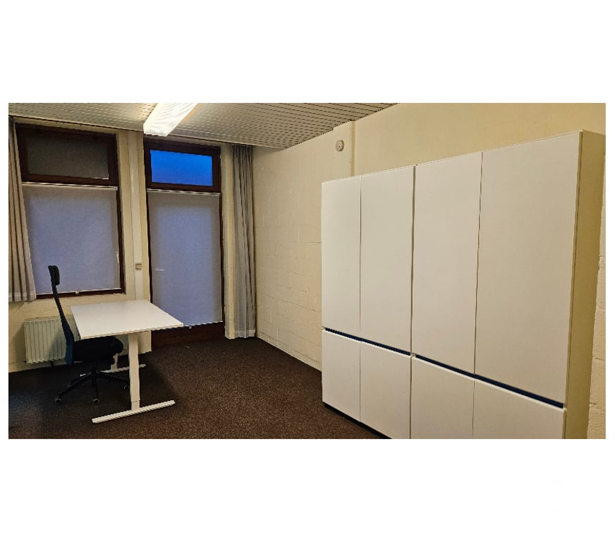 bureaux locaux Woluwe-Saint-Lambert - Photos Vivastreet Bureau Coworking - 2 min Métro Alma