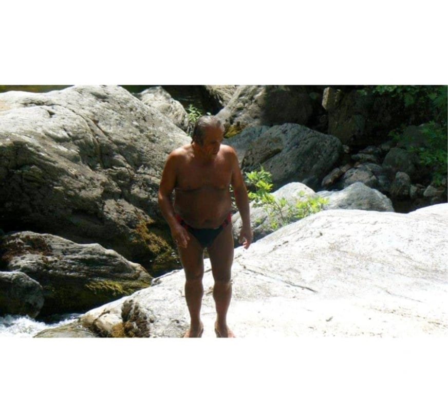 Gay Wavre Wavre-Centrum - Photos Vivastreet Actif circoncis pour passif soumise