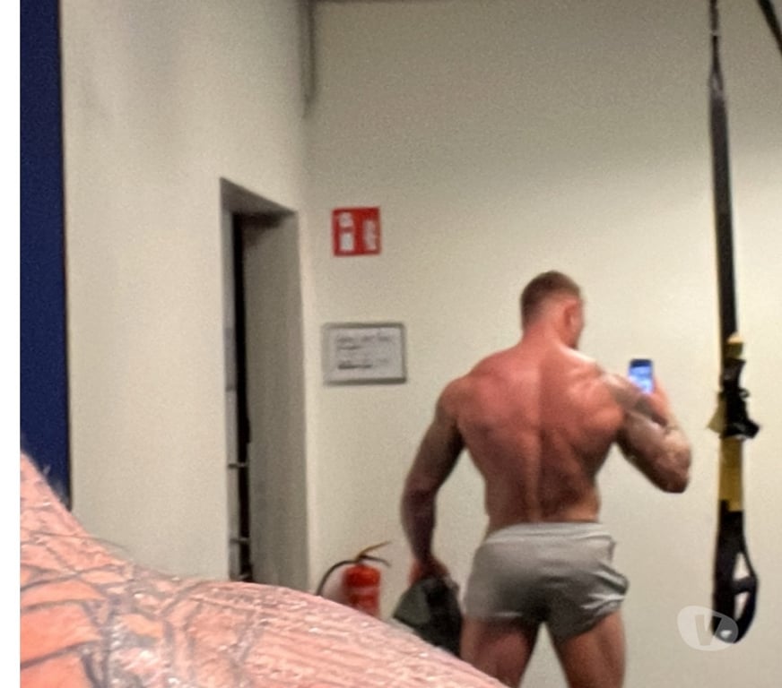 exhib Andenne - Photos Vivastreet Homme sportif 1m80