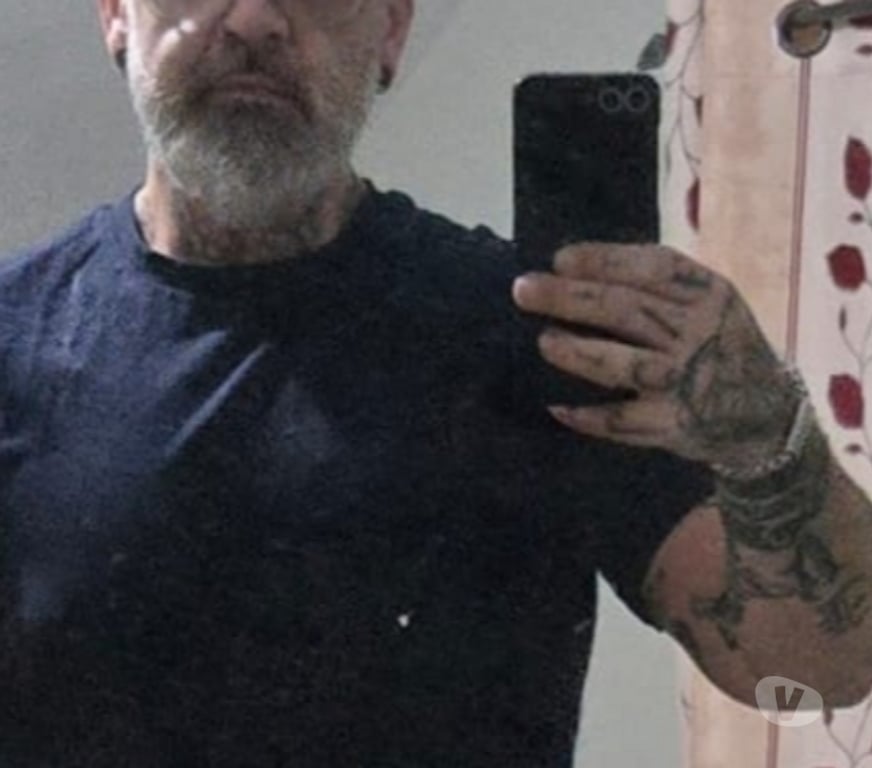 Escort Jumet Gosselies - Photos Vivastreet Un gentleman à votre bras pour vos plus beaux moments ?