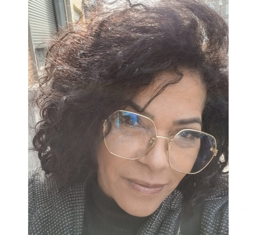 Escort Forest - Photos Vivastreet Dalila femme mure et sexy WAPP 0465 91 26 56