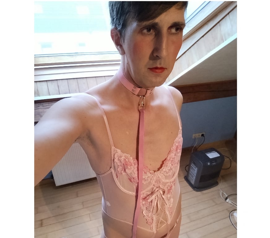 Gay Charleroi Charleroi-Centrum - Photos Vivastreet Crossdresser à défoncer ce week-end!