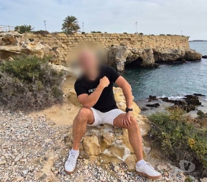 Hommes > Femmes - Photos Vivastreet Partage, simplicité et bons moments