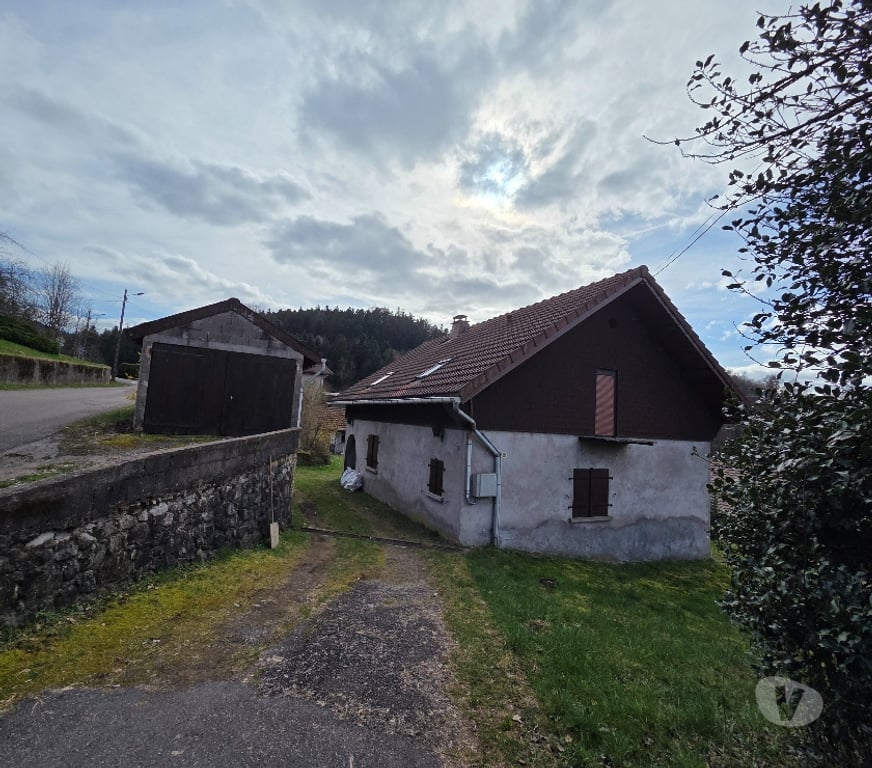 Annonce maison France - Photos Vivastreet CORNIMONT (Hautes-Vosges) - MAISON à rénover