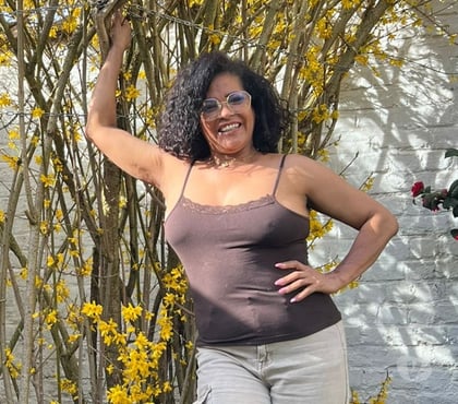 Escort - Photos Vivastreet Dalila femme mure et sexy WAPP 0465 91 26 56