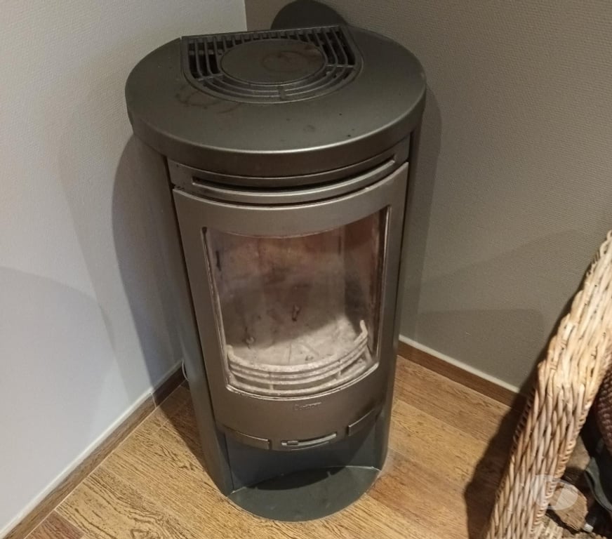 Meubles & Décoration Oupeye Oupeye-Centrum - Photos Vivastreet Poele a bois de marque Contura