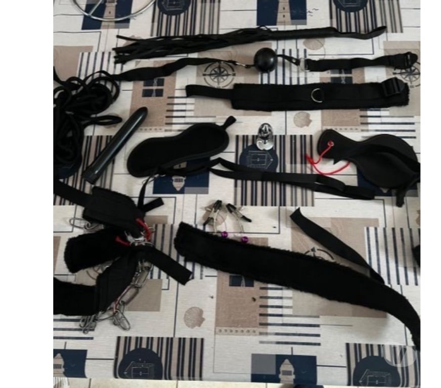 Gay Mettet Ermeton-sur-Biert - Photos Vivastreet Suis soumis et salope