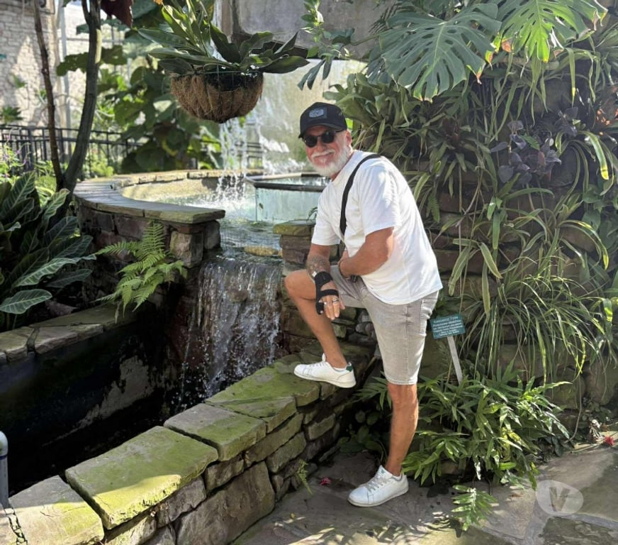 Gay Laeken - Photos Vivastreet Adore faire massage