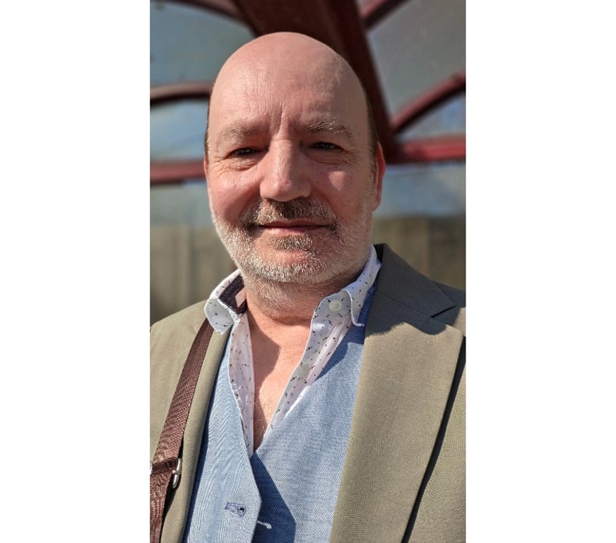 Gay Andenne - Photos Vivastreet A la recherche d'un homme actif...