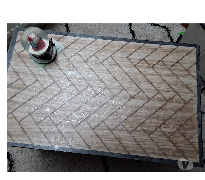 Meubles & Décoration Liège Liège-Centrum - Photos Vivastreet TABLE BASSE SALON