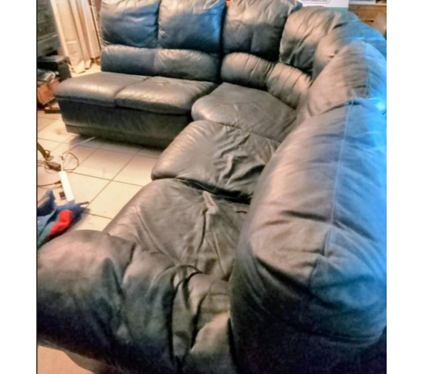 Meubles & Décoration Paliseul Fays-les-Veneurs - Photos Vivastreet A Donner : canapé d'angle