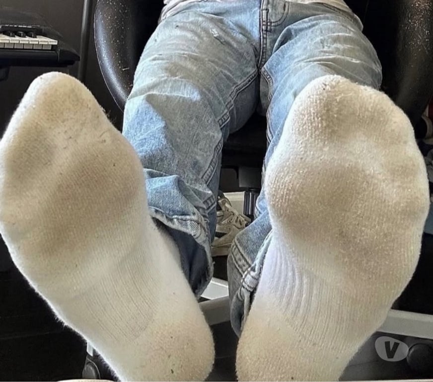Gay Waremme - Photos Vivastreet Kiffeur pieds chaussettes