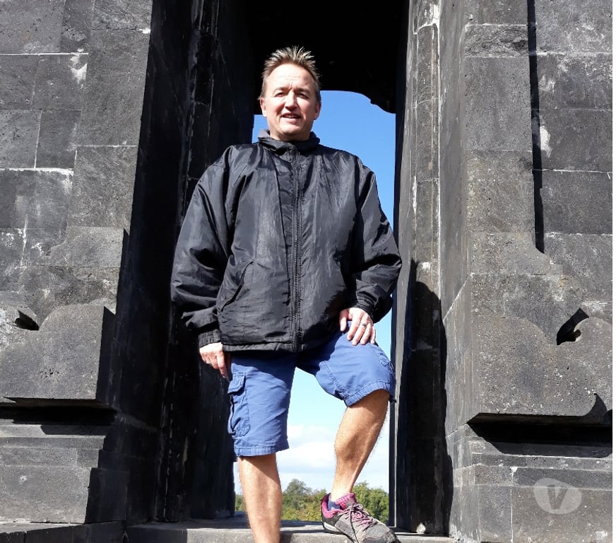 Gay Beauvechain - Photos Vivastreet qui bon voyeur d'age mur