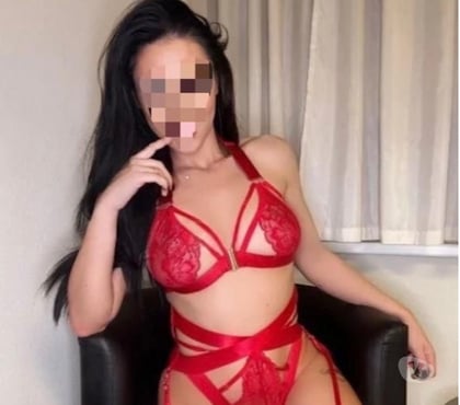 Escort girl - Photos Vivastreet fille sexy🎉😘Prête pour la fête