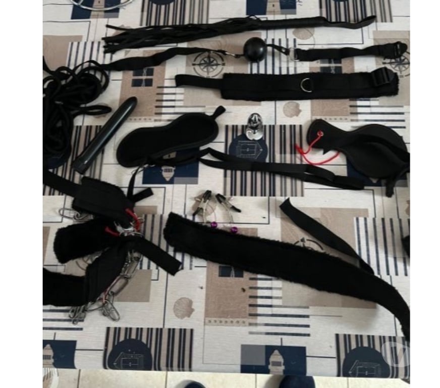 Gay Mettet Ermeton-sur-Biert - Photos Vivastreet Suis soumis et salope