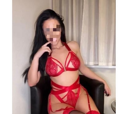 Escort girl - Photos Vivastreet 🎉Fêteuse😘Disponible maintenant🍀