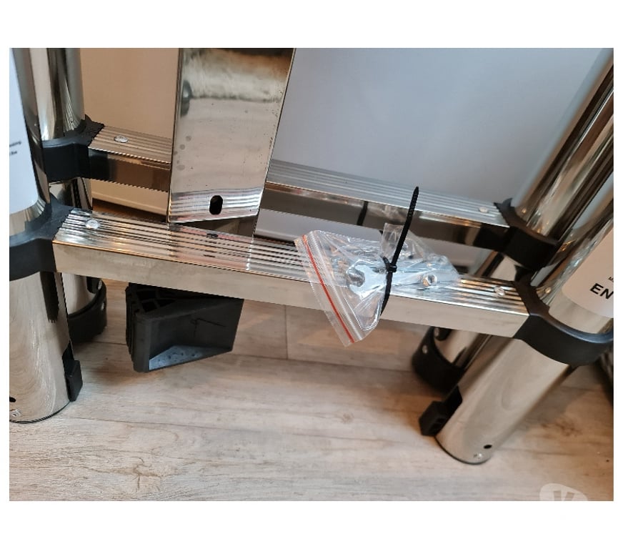  Liège Liège-Centrum - Photos Vivastreet ECHELLE TÉLESCOPIQUE