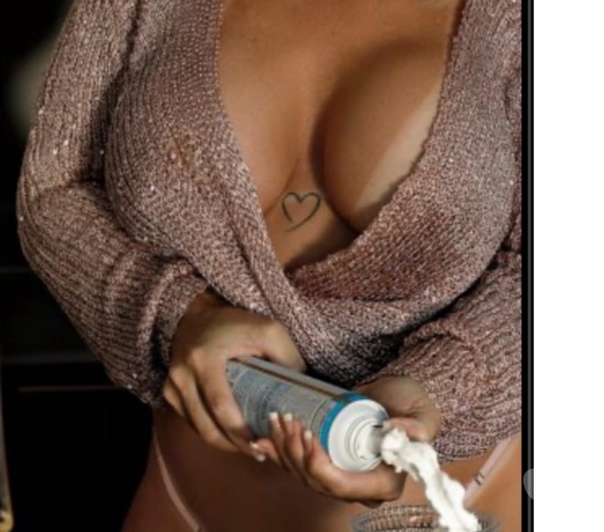 Escort Aubange Athus - Photos Vivastreet Mature blonde sexy et torride à Athus.