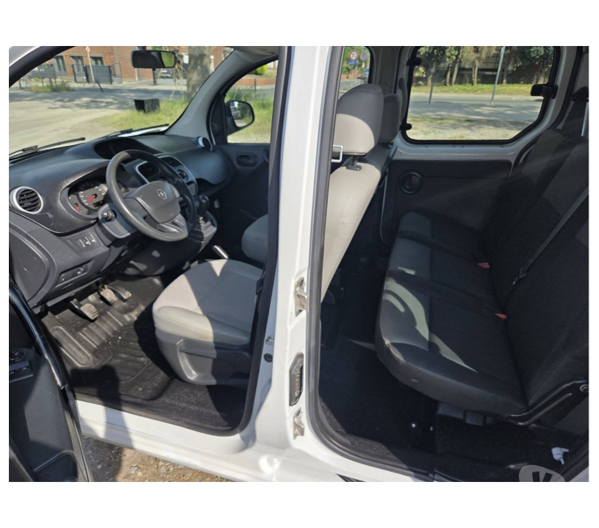 Véhicules commerciaux & utilitaires d'occasion Pont-de-Loup - Photos Vivastreet Renault Kangoo 2018 Double Cabine 86245KM 1.5dci 90cv EU6.