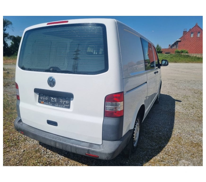 Véhicules commerciaux & utilitaires d'occasion Pont-de-Loup - Photos Vivastreet Vw Transporter T5 2012 double cabine 6places 2.0tdi 90cv..