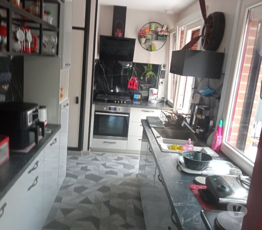 Annonce maison France - Photos Vivastreet Pavillon individuel tout confort avec terrain constructible