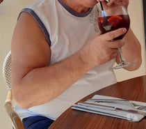 Tu me vide ou je te vide