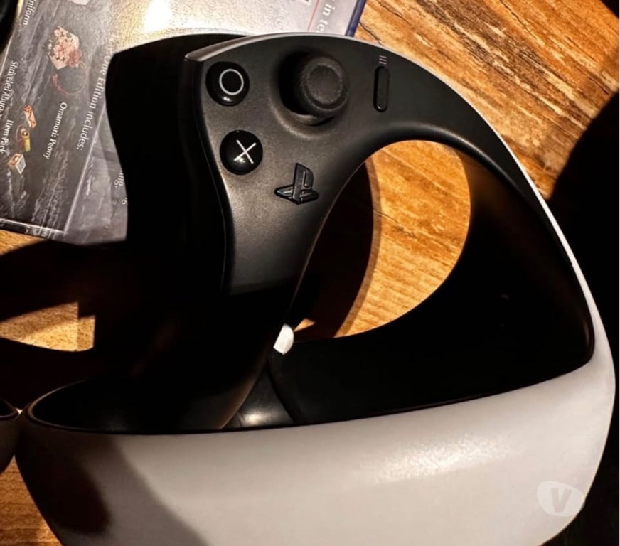 Jeux vidéo & consoles Arlon Bonnert - Photos Vivastreet PSVR2 comme neuf