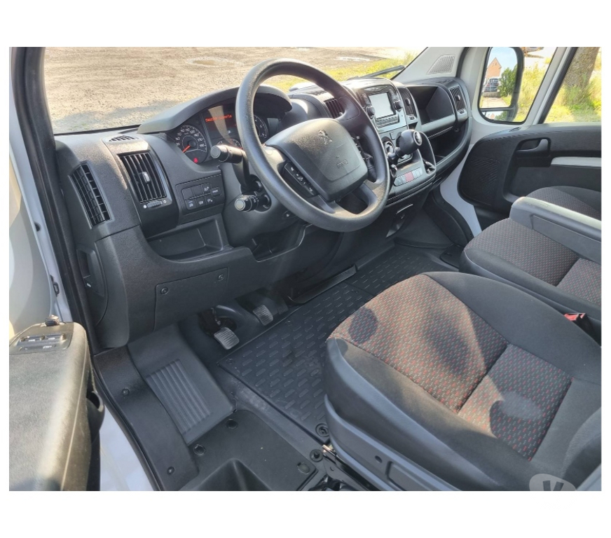 Véhicules commerciaux & utilitaires d'occasion Pont-de-Loup - Photos Vivastreet Peugeot Boxer 9 2021 L2H2 2.2hdi 136cv 46249km Airco Cruise