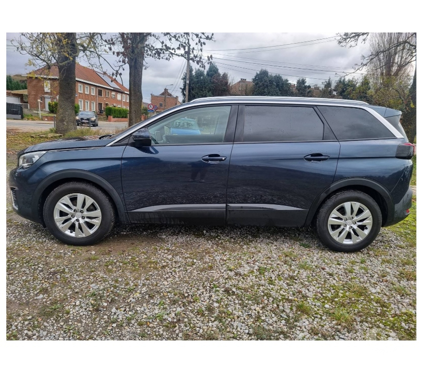 Voiture à vendre Pont-de-Loup - Photos Vivastreet Peugeot 5008 2018 1.6hdi 115cv euro6 Virtual cockpit Gps AC