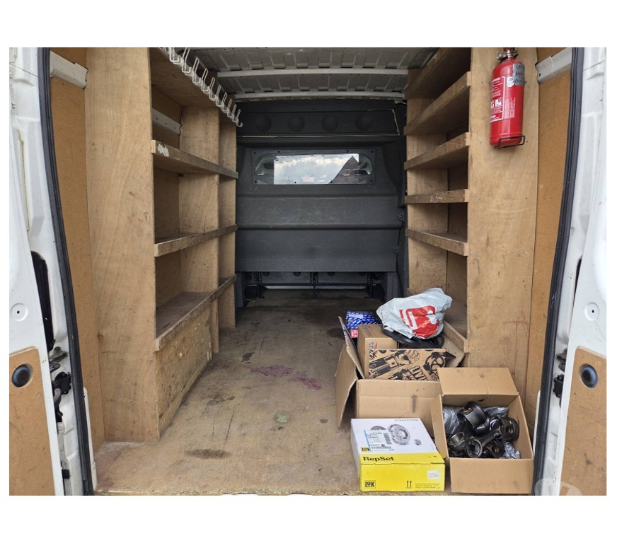 Véhicules commerciaux & utilitaires d'occasion Pont-de-Loup - Photos Vivastreet Peugeot Boxer L3h2 Double Cabine 7Places 2.2hdi 131cv 96kw..