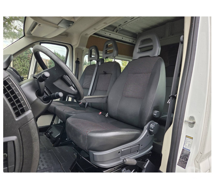 Véhicules commerciaux & utilitaires d'occasion Pont-de-Loup - Photos Vivastreet Peugeot Boxer L3h2 Double Cabine 7Places 2.2hdi 131cv 96kw..