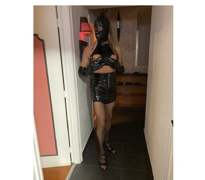 Gay - Photos Vivastreet Entre travesties UNIQUEMENT (bien lire)