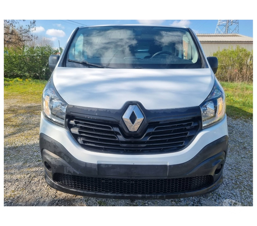 Véhicules commerciaux & utilitaires d'occasion Pont-de-Loup - Photos Vivastreet Renault Trafic Long châssis 1.6dci 125cv 2016 euro5 Airco.