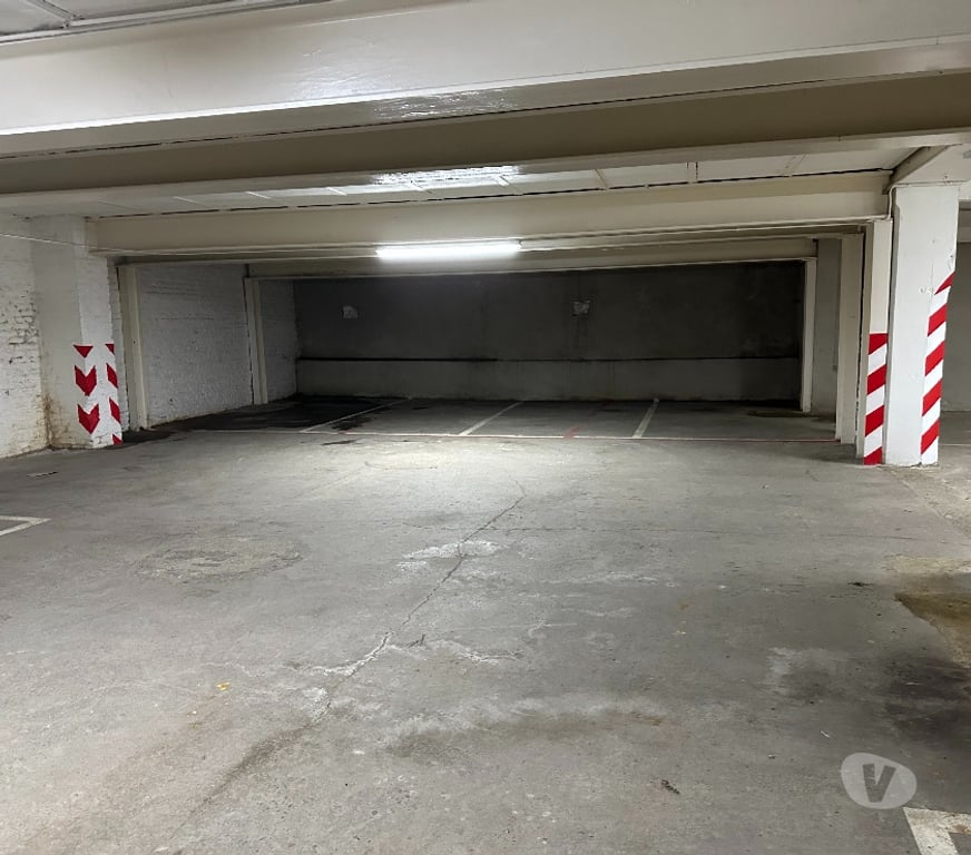 Location parking & garage Liège Liège-Centrum - Photos Vivastreet DEPÖT PR FLOTTE OU MATERIEL