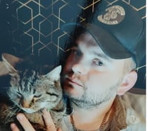 Coucou personnes veut se faire sucer ici ou quoi ?