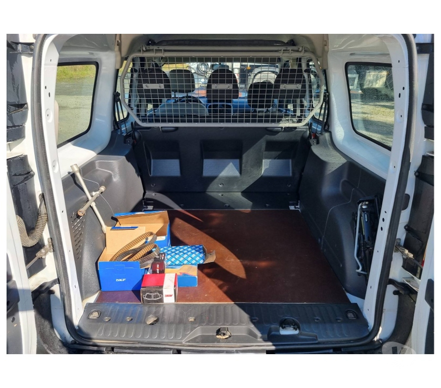 Véhicules commerciaux & utilitaires d'occasion Pont-de-Loup - Photos Vivastreet Renault Kangoo 6 2019 double cabine 150232km 1.5dci 90cv EU6
