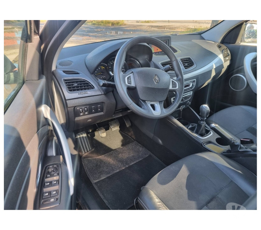 Voiture à vendre Pont-de-Loup - Photos Vivastreet Renault Fluence 1.5dci 105cv Cuir Gps Airco Cruise jante alu