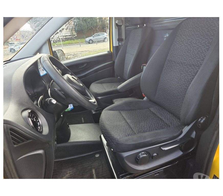 Véhicules commerciaux & utilitaires d'occasion Pont-de-Loup - Photos Vivastreet Mercedes E Vito Maxi 12 2020 115cv 85kw Gps Ac caméra recul