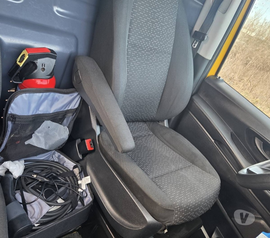 Véhicules commerciaux & utilitaires d'occasion Pont-de-Loup - Photos Vivastreet Mercedes E Vito Maxi 12 2020 115cv 85kw Gps Ac caméra recul