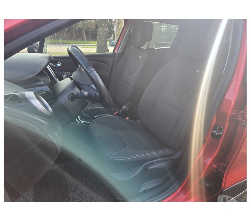 Voiture à vendre Pont-de-Loup - Photos Vivastreet Renault Clio Break 1.2tce 120cv Boite auto Gps Ac Cruise...